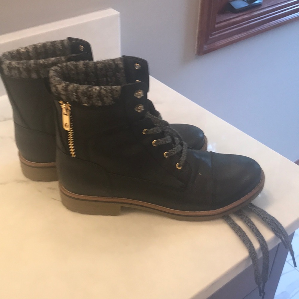 Tommy Hilfiger Boots!